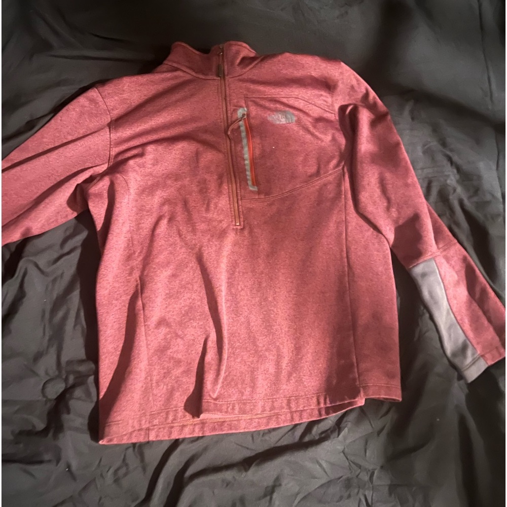Red velvet the north face sweater
